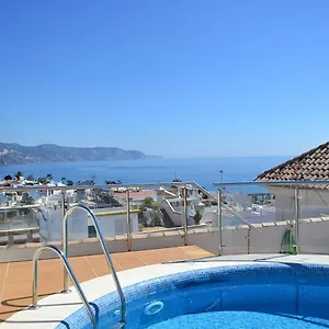 nerja-paradise-rentals-city-center-apt-plaza-espaa.hotelsinnerja.org/