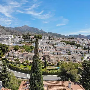 nerja-paradise-rentals-villa-ambar.hotelsinnerja.org/