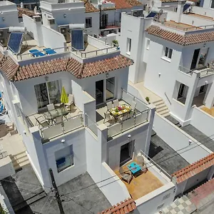 nerja-paradise-rentals-villa-jade.hotelsinnerja.org/